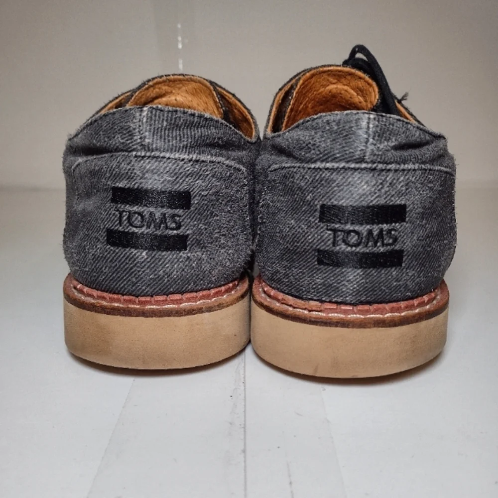 Toms Men's Sharcoal Canvas Shoes Size (9.5)